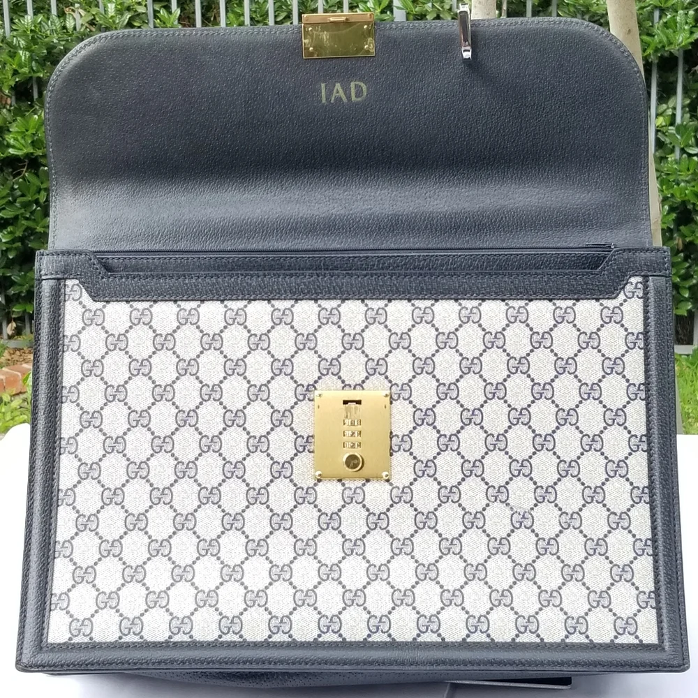 Gucci Vintage GG Navy Blue Briefcase Portfolio. UNISEX